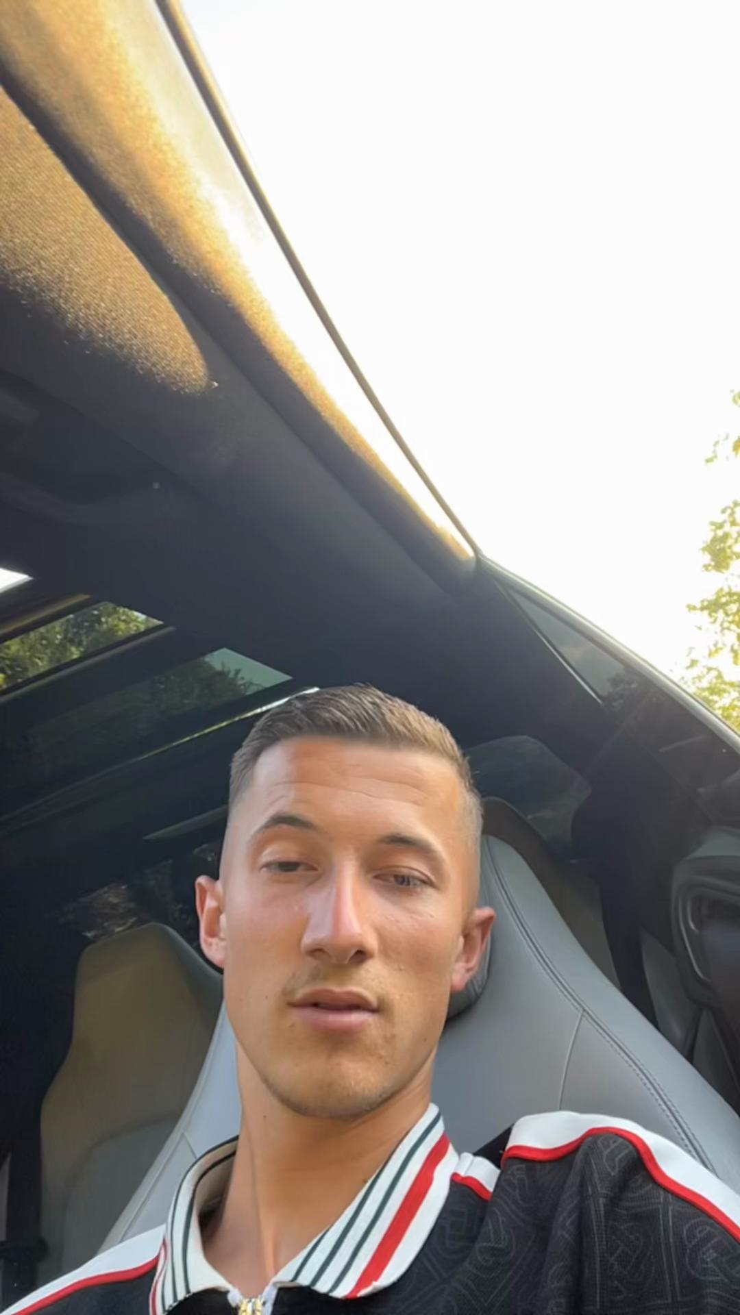 @Kleidi