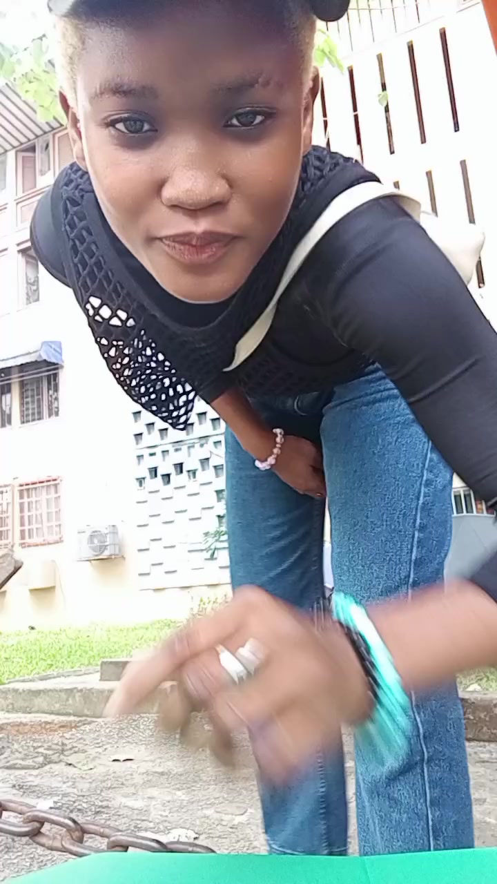 @Tchaniss.spam4