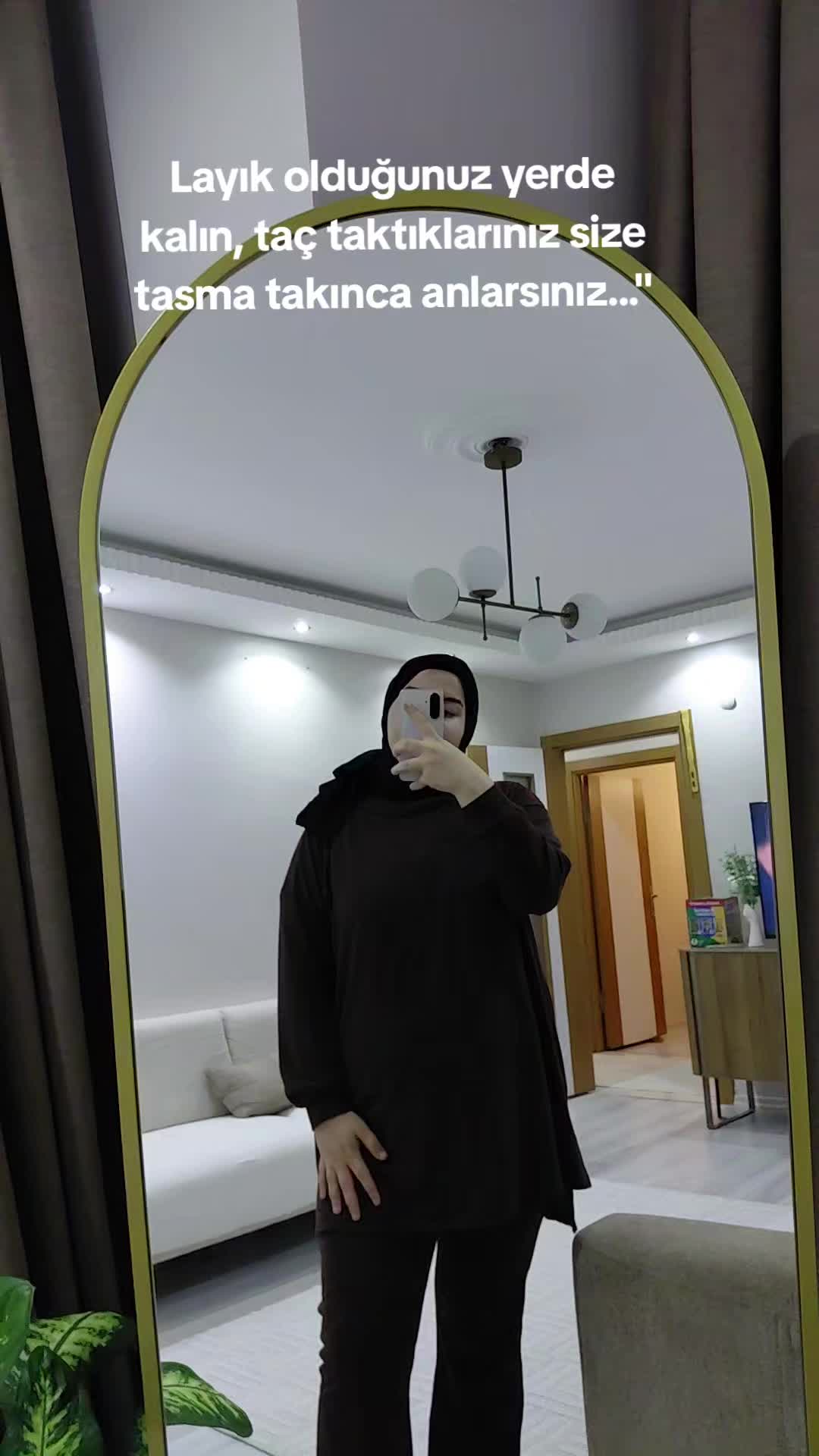 @K&uuml;braaa_