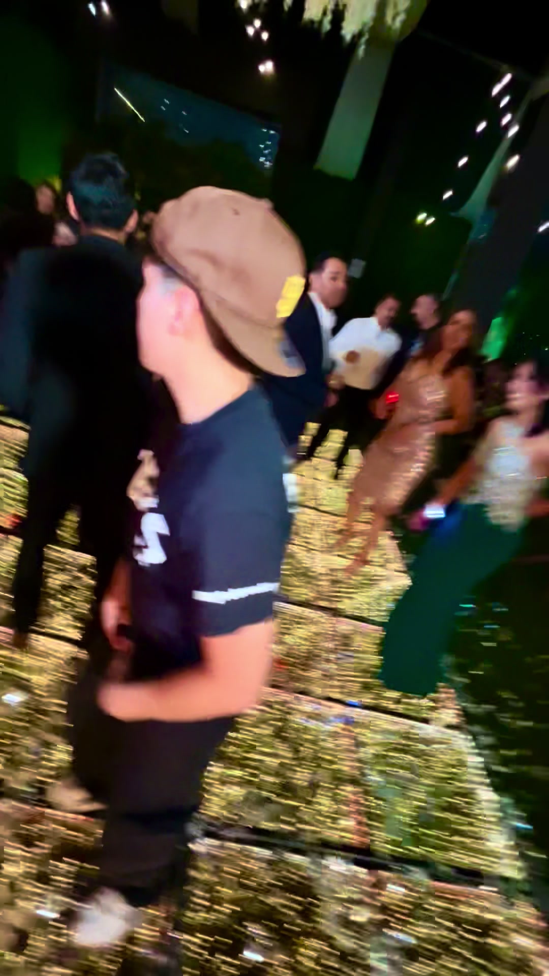 @Jonathan Valdez🦖
