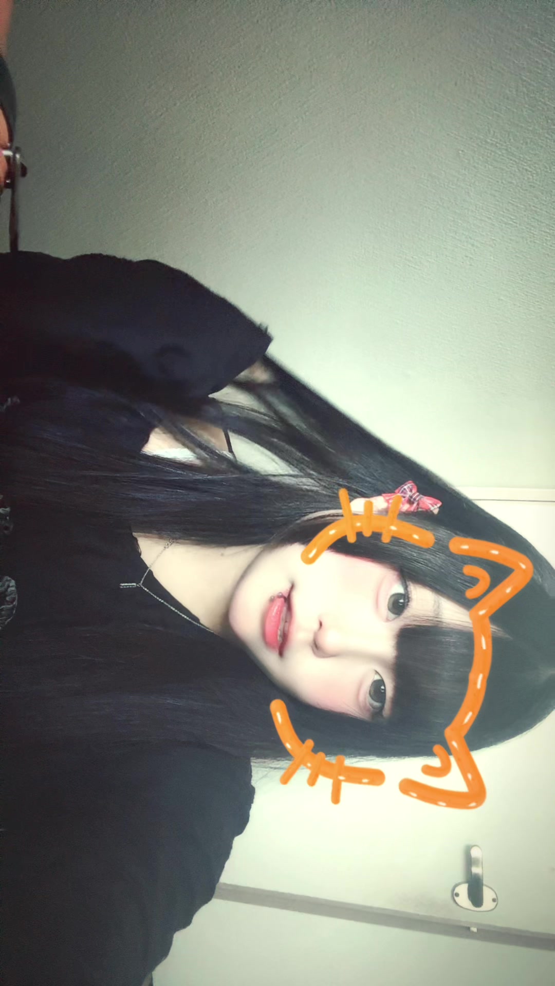 @キム