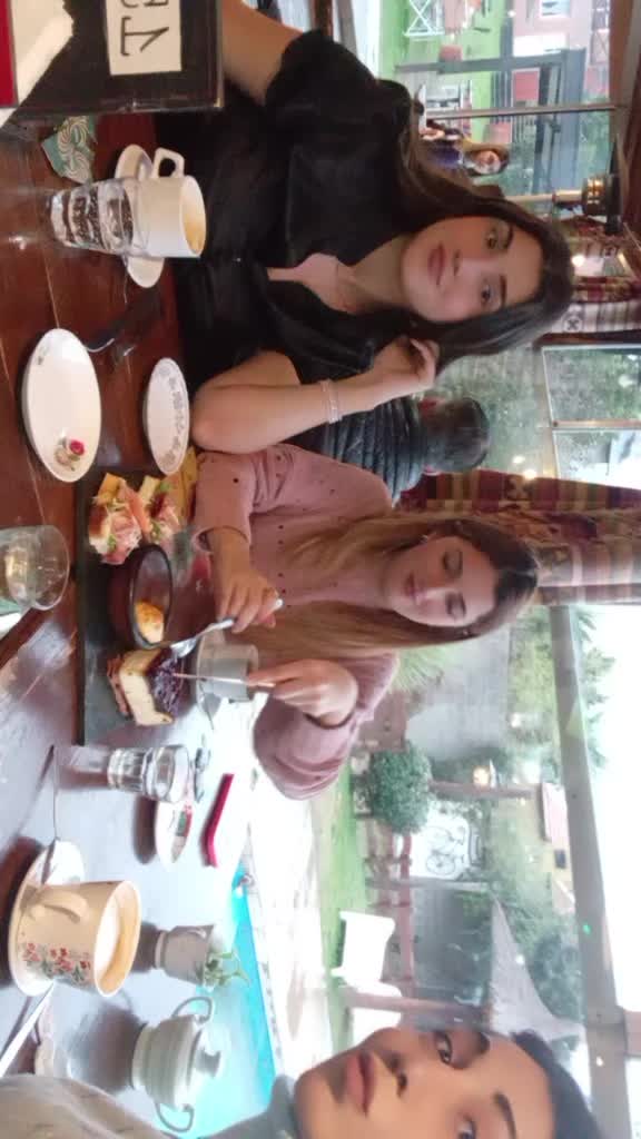 @La Leona