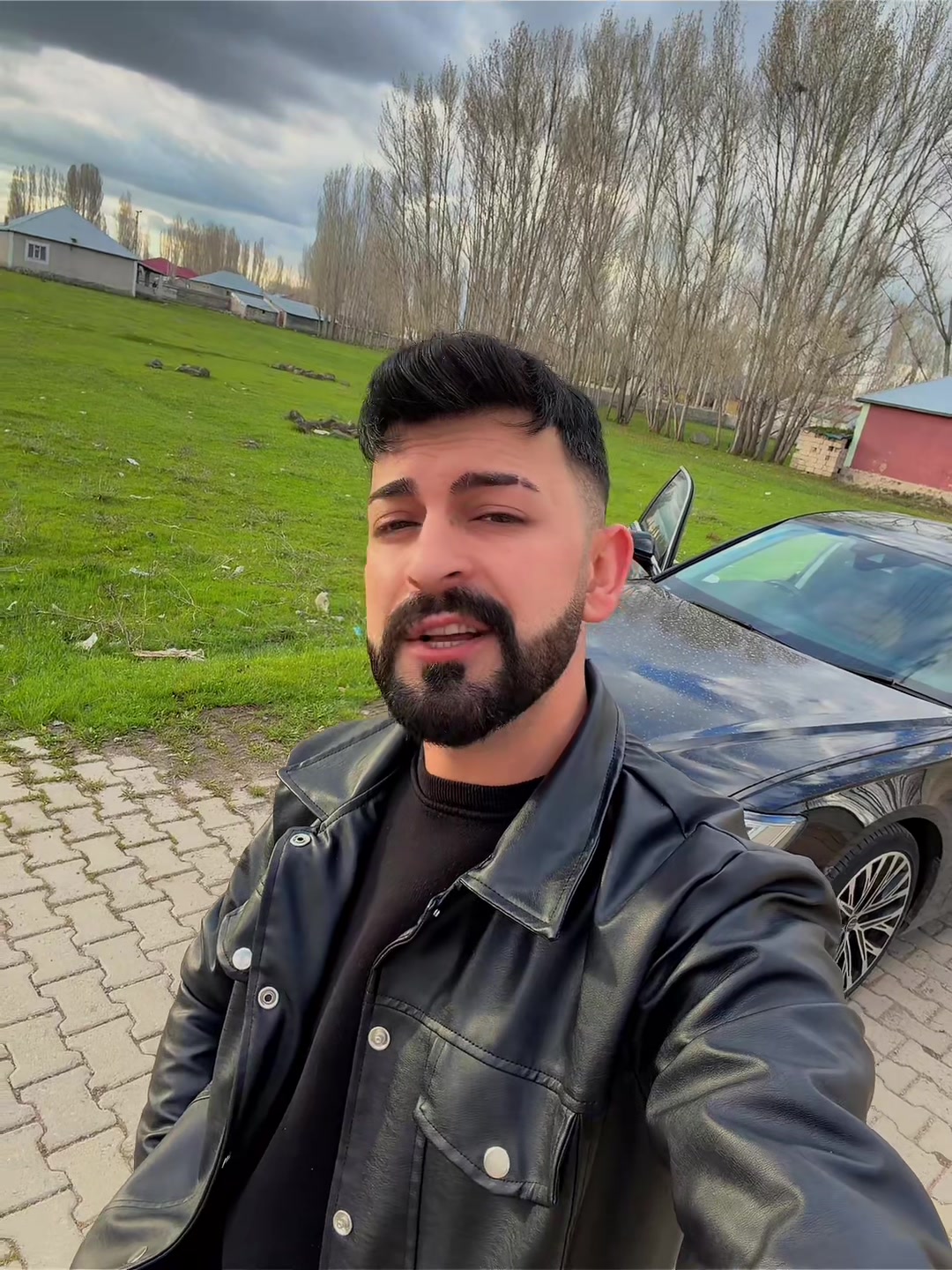 @Rojvandemir