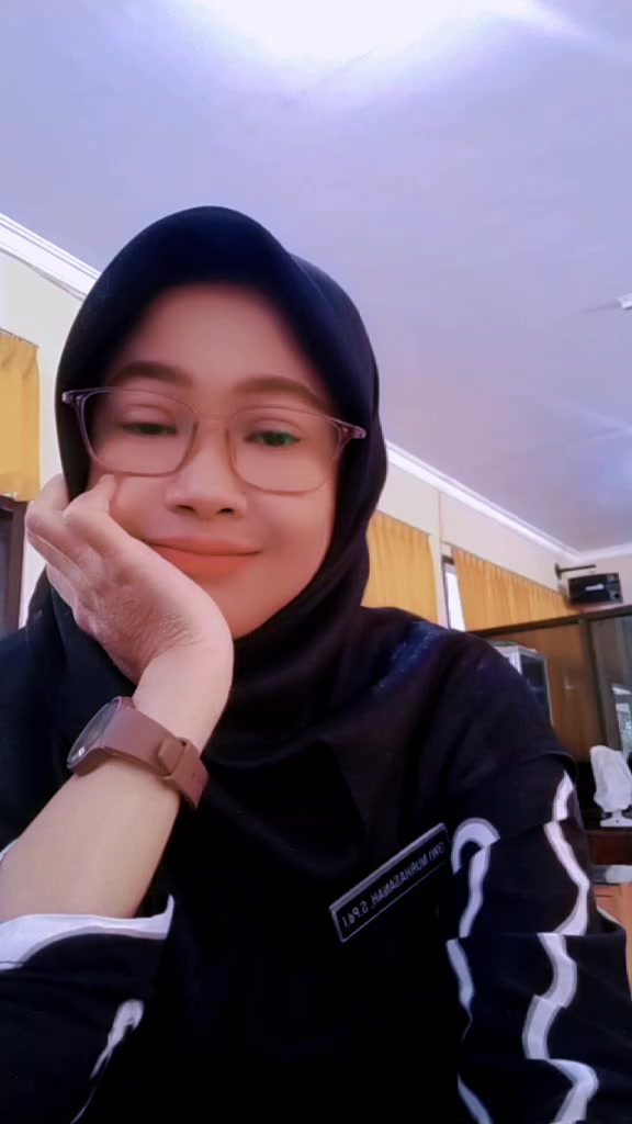 @Dwi Aira make up