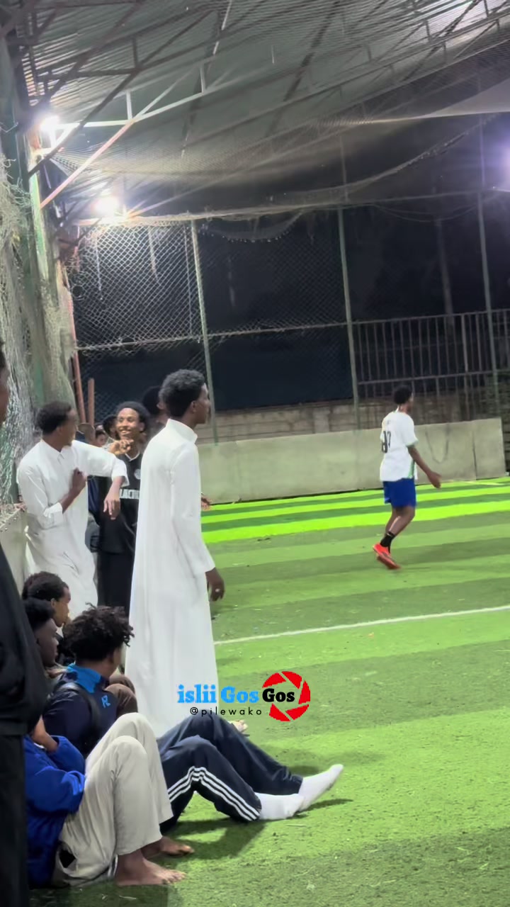 @Islii goos goos🎥🏟️⚽️