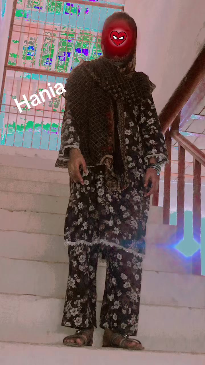 @Hania😎🤗😉
