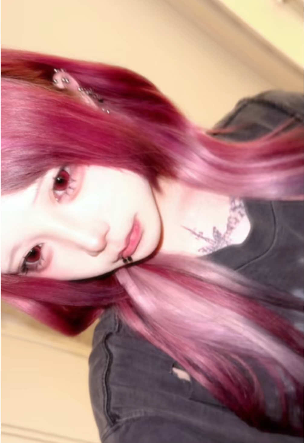 @██