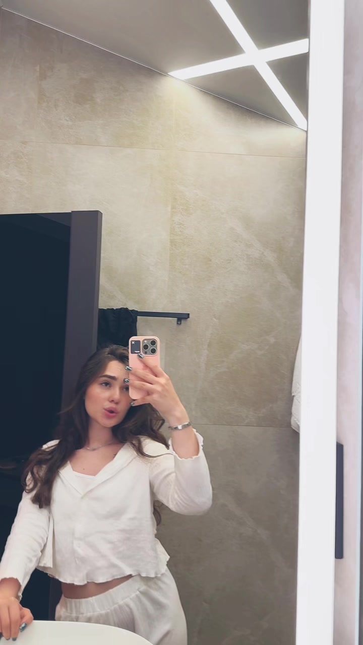 @viki🍒