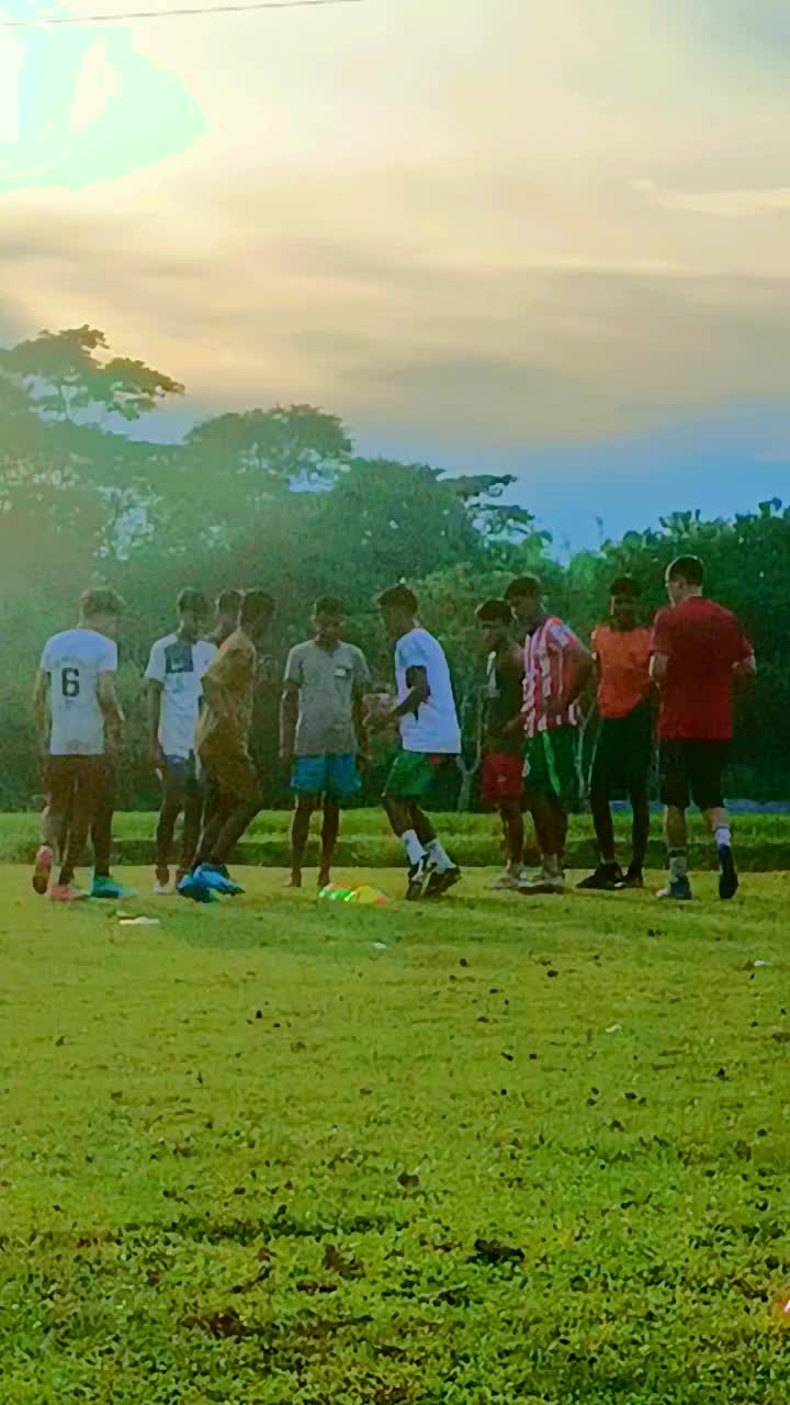 @IK 🥰🤟.. AKASH☠️⚽🤟🇧🇩