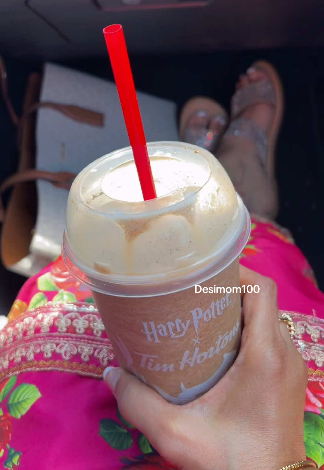 @Desimom-HosanAra❤️حُسن آرا
