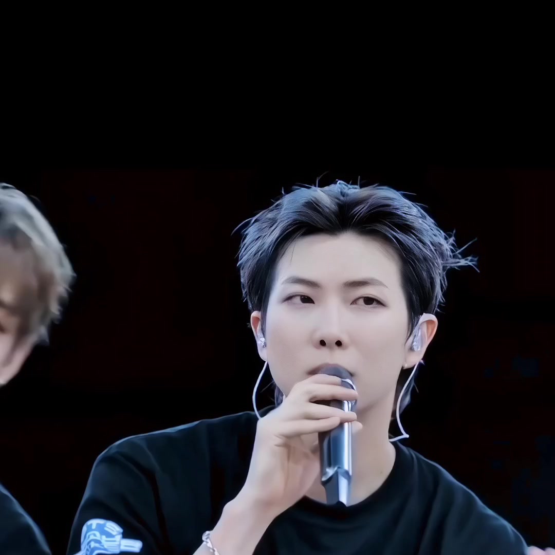 @💜𝐁𝐓𝐒⟭⟬💜𝐕 𝐑𝐌 𝟒𝐉𝐒