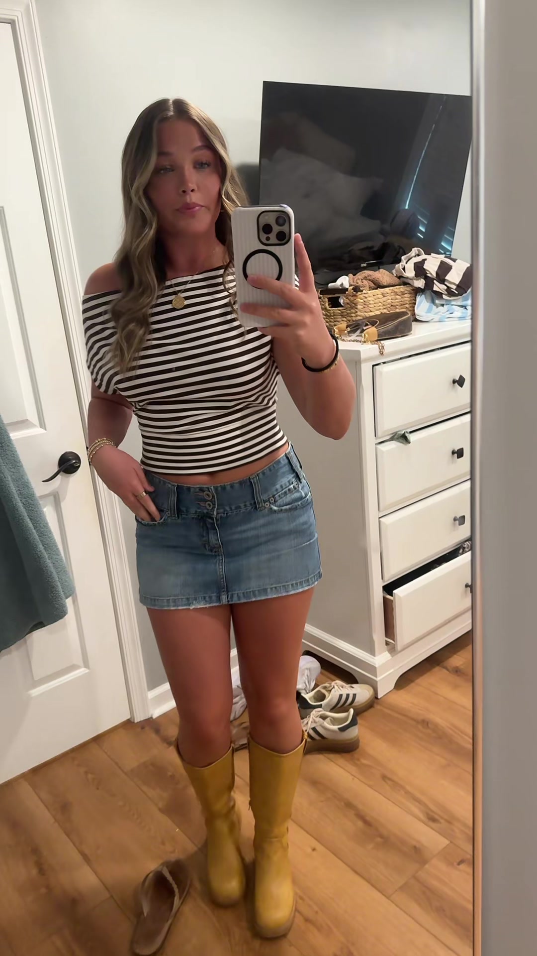 @maliadahms