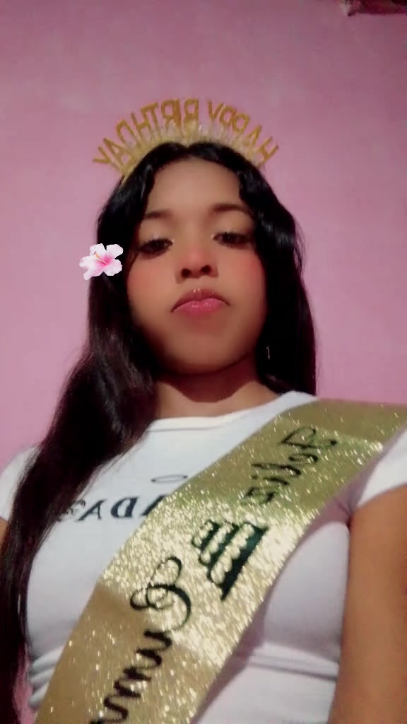 @Dessire García 👸🏻😻