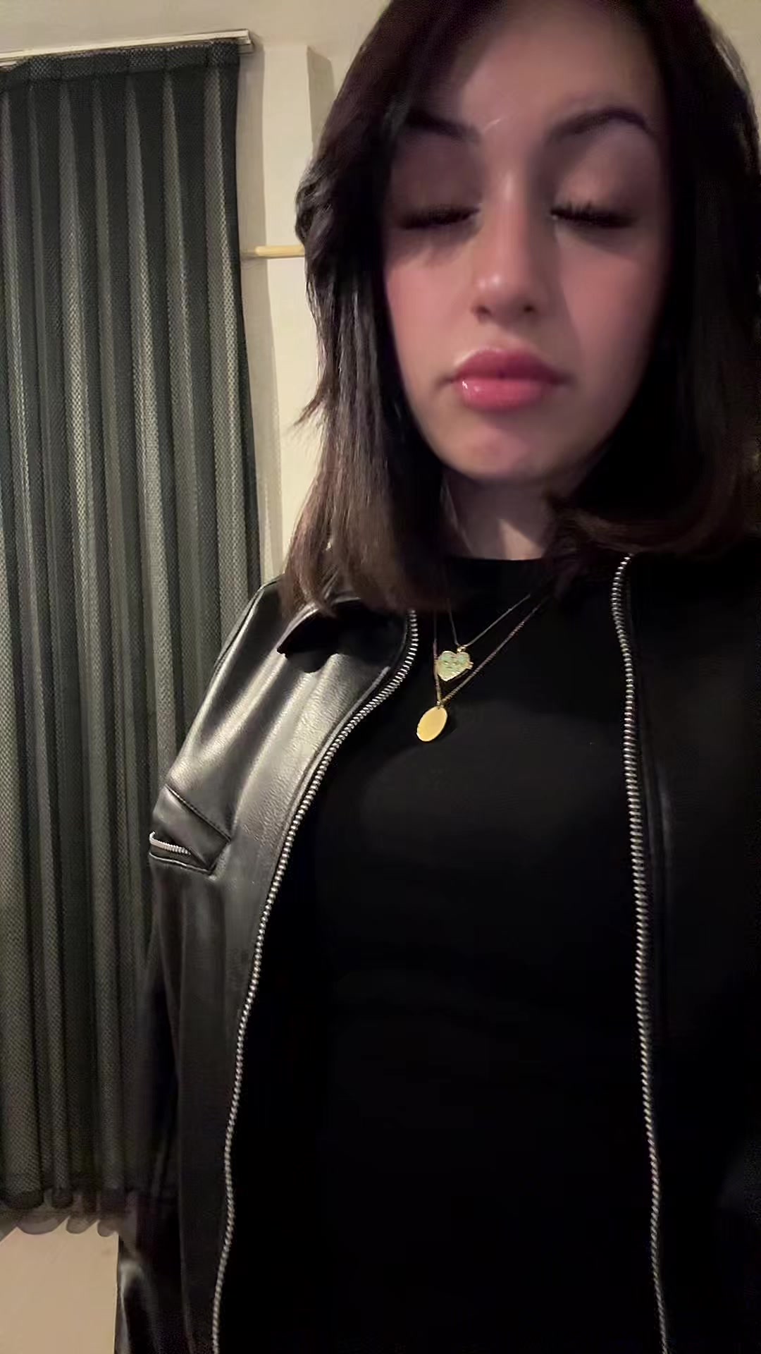 @sude ✶