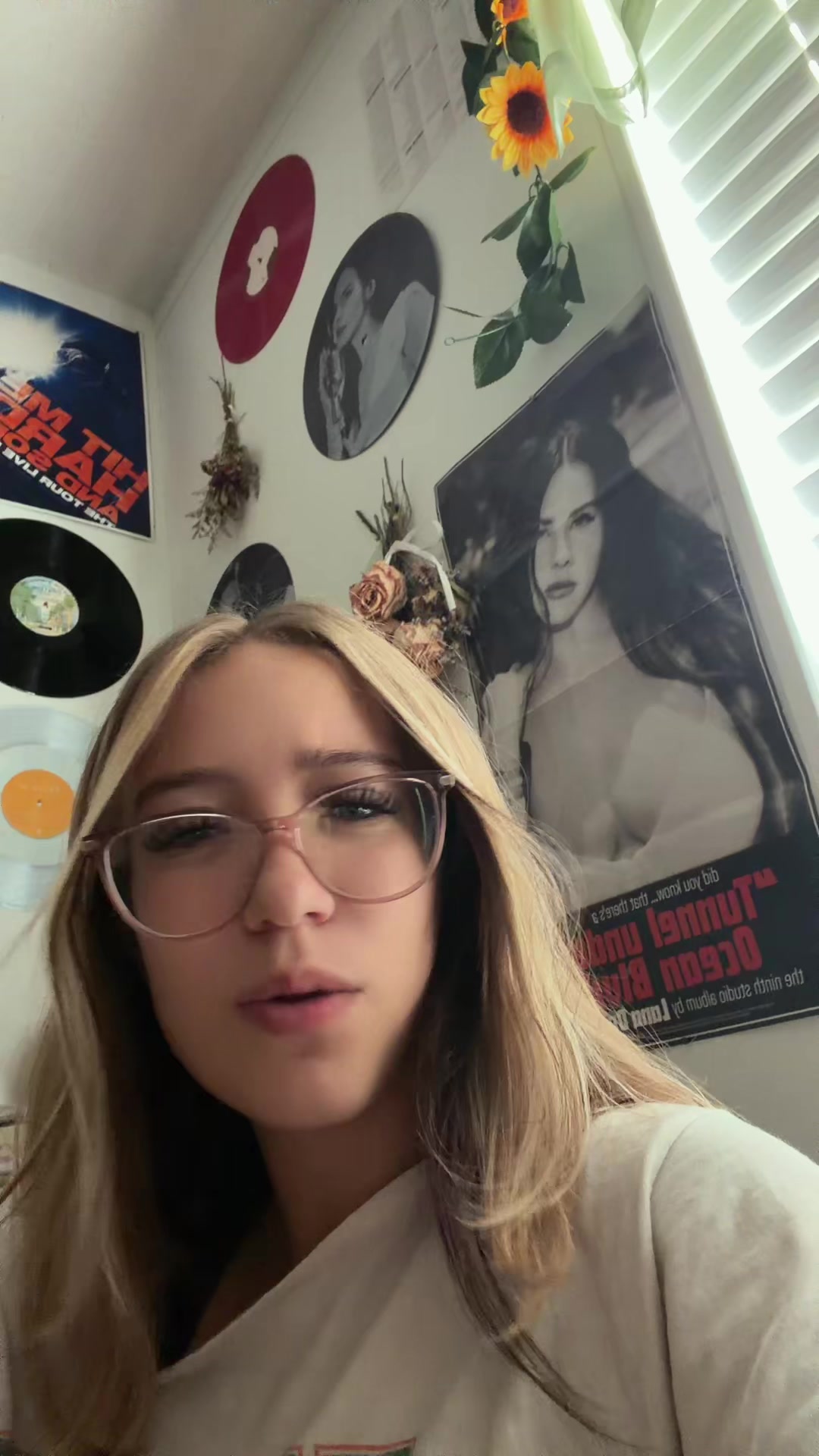 @glitteryunicornpuhh