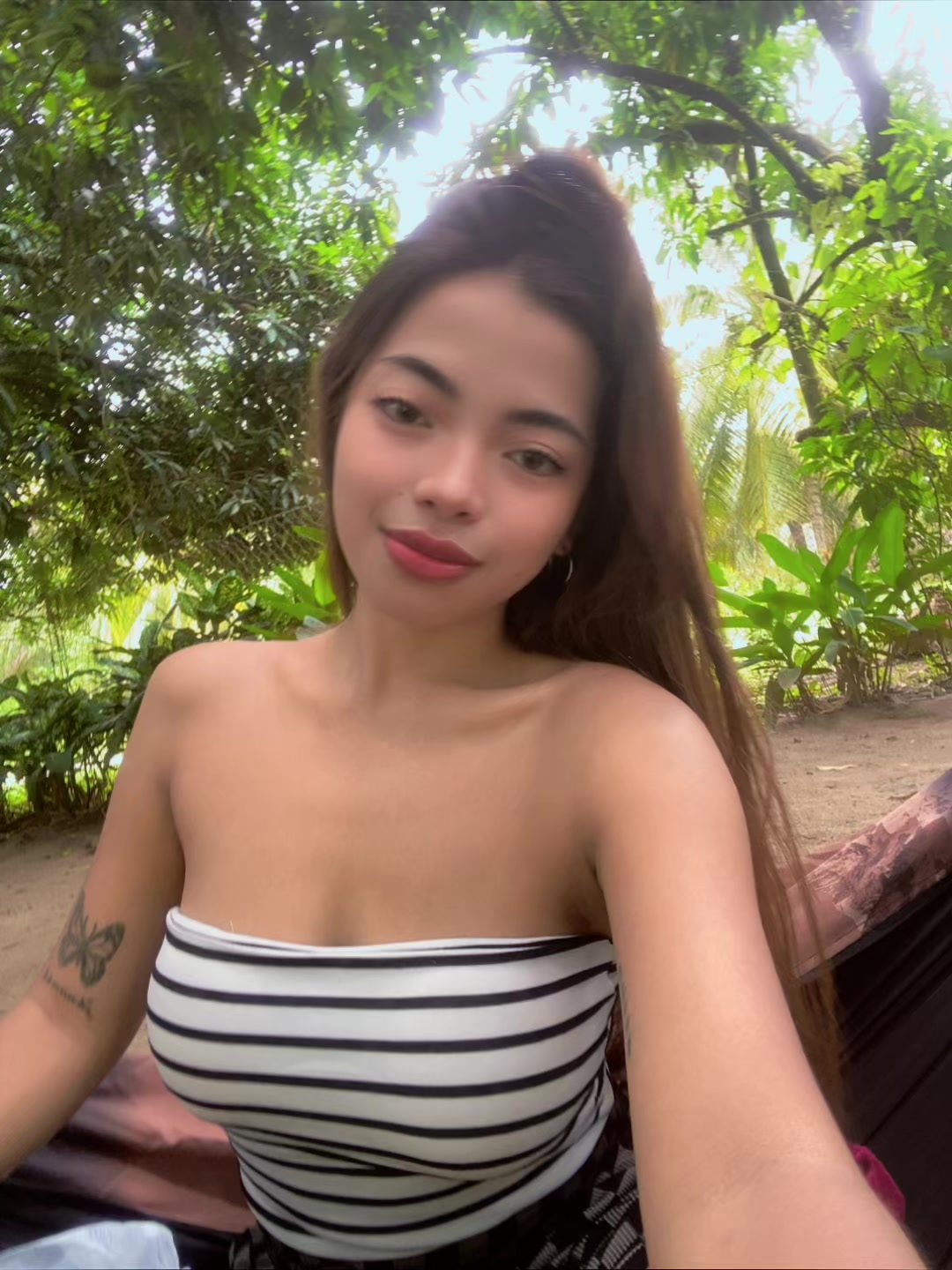 @tasharaneses