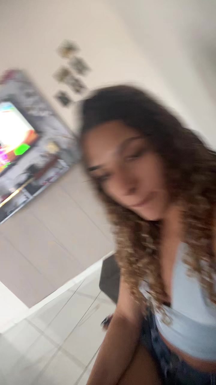 @Larissa galetti