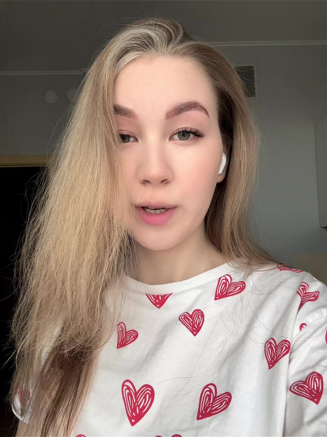 @❤️:>❤️