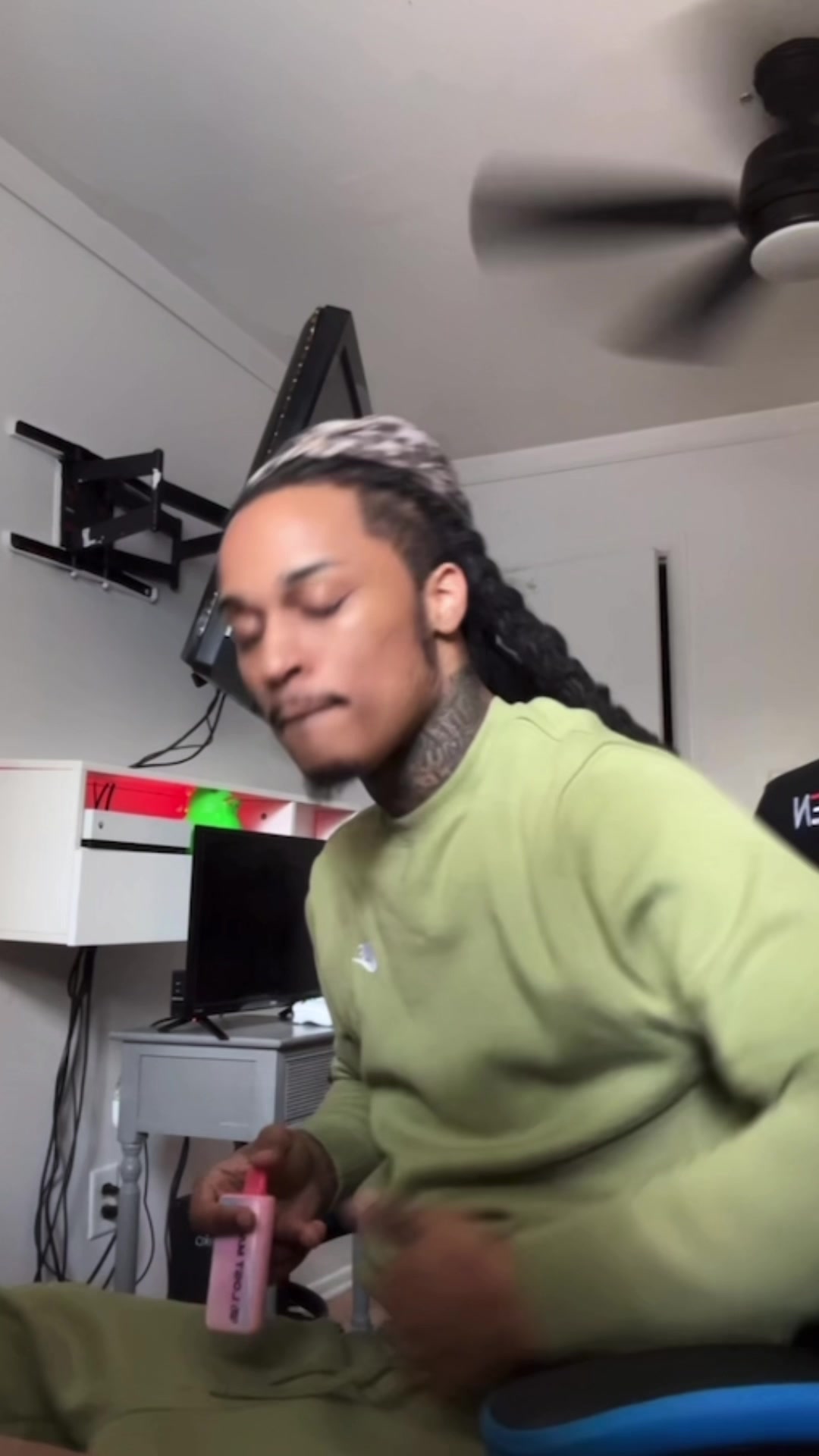 @Dreadheadib_