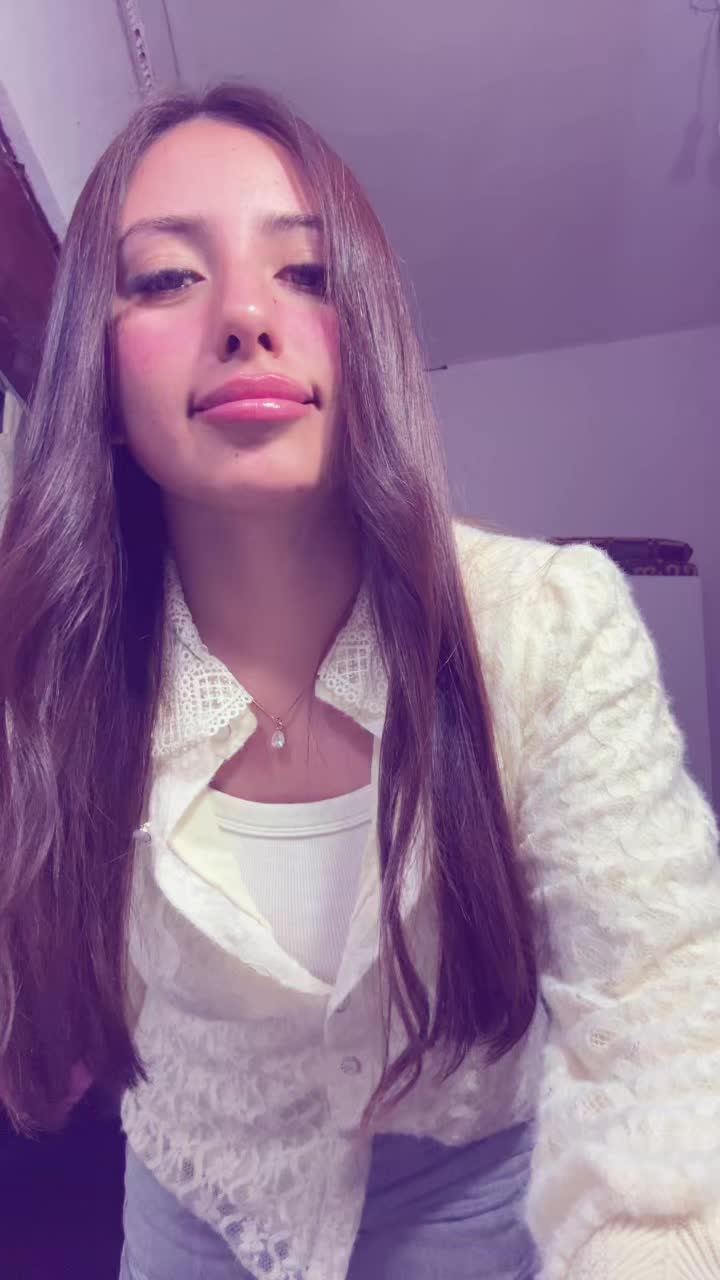 @ℋ𝑜𝓁𝒶 𝓈𝑜𝓎 𝓂𝒾𝓁𝒾⭐️