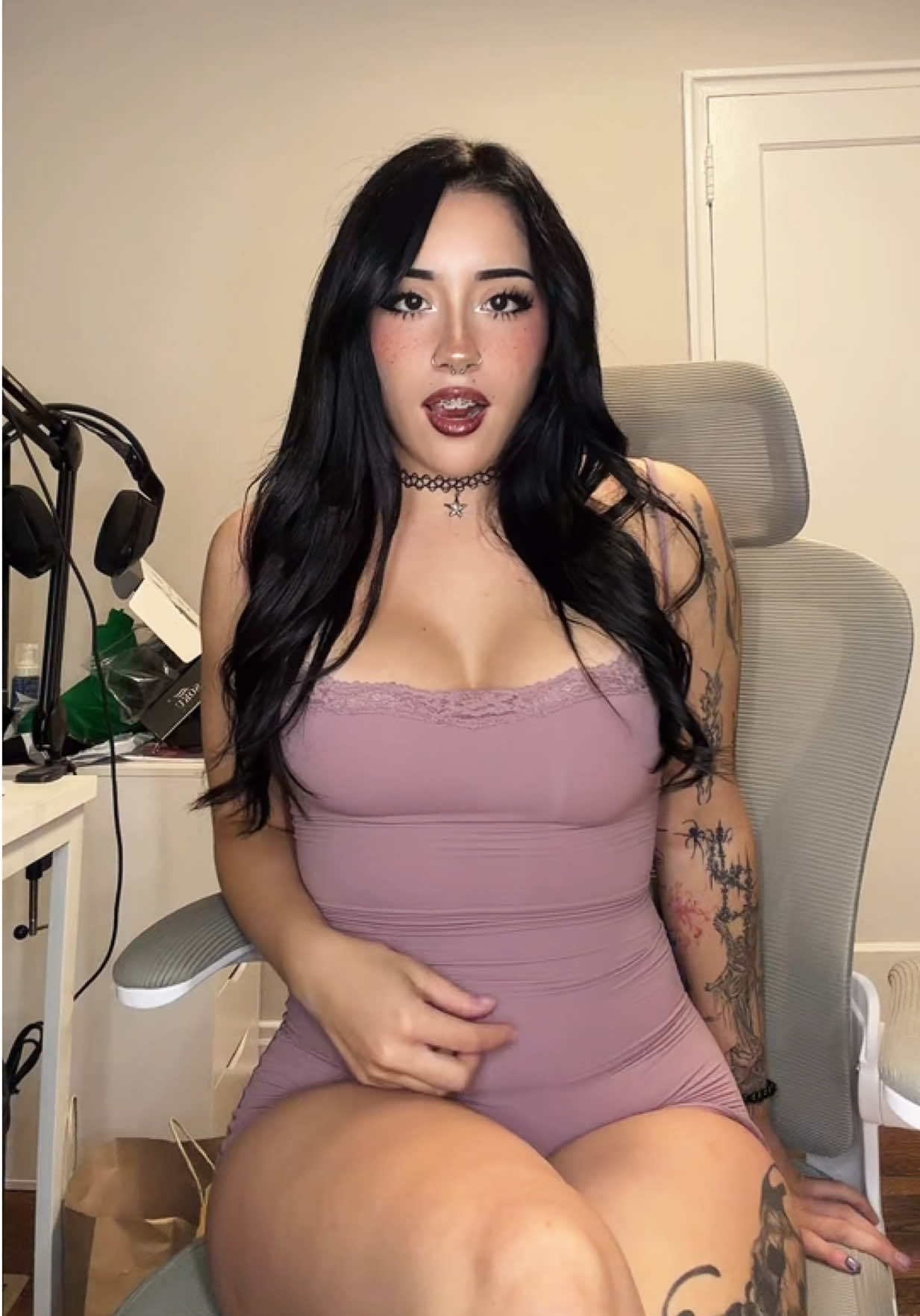 @shyshy