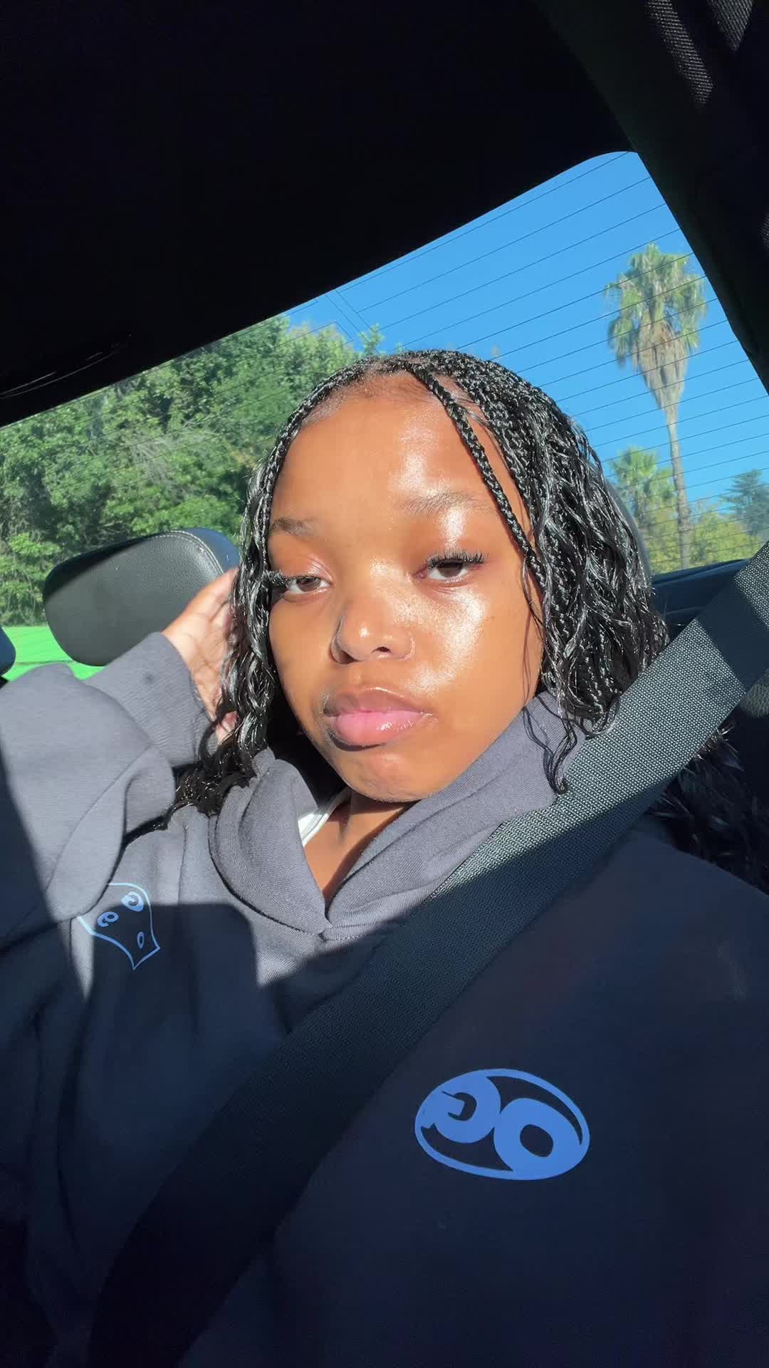 @Buhle.