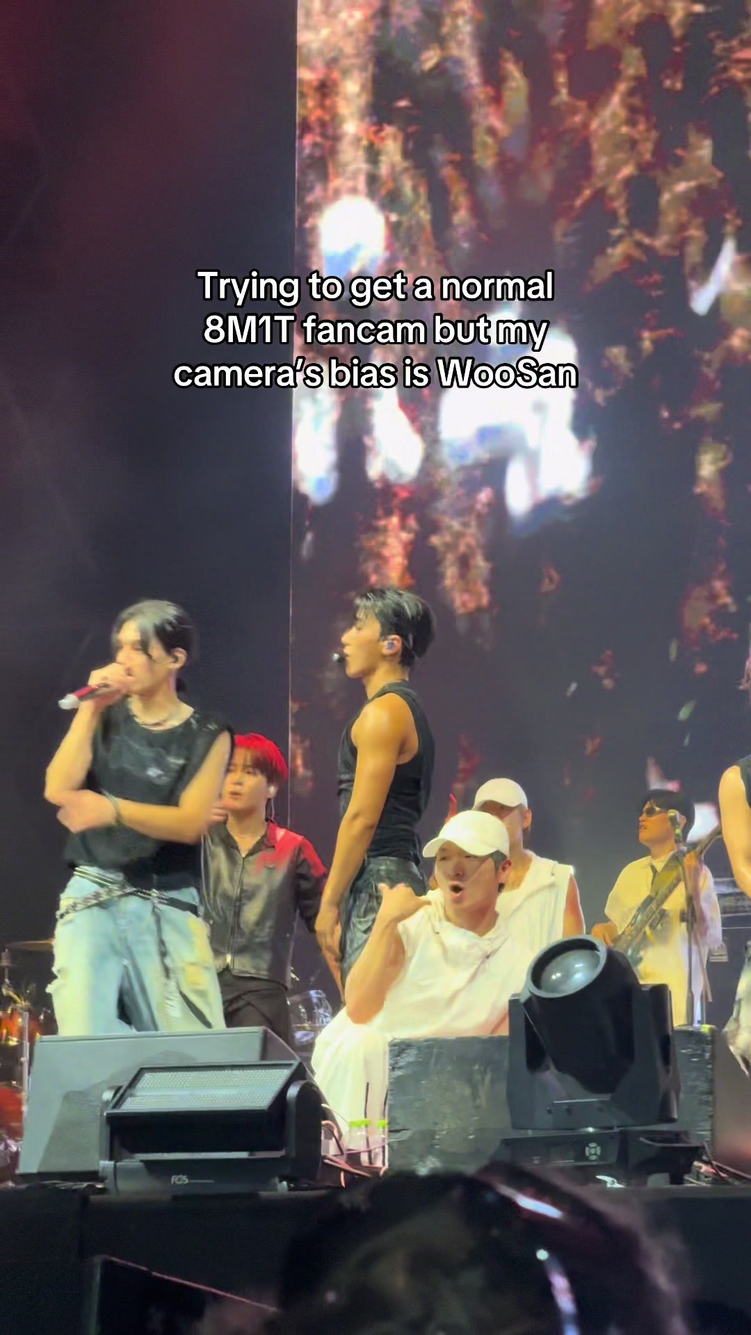 @Ella writes K-pop books