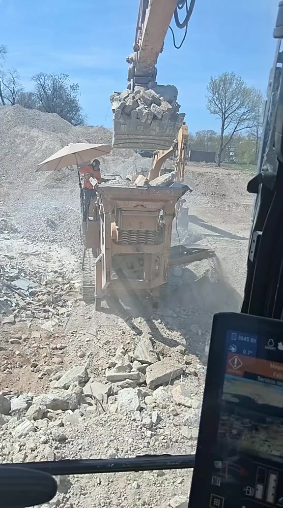 @"CHIMITA CONSTRUCTION"