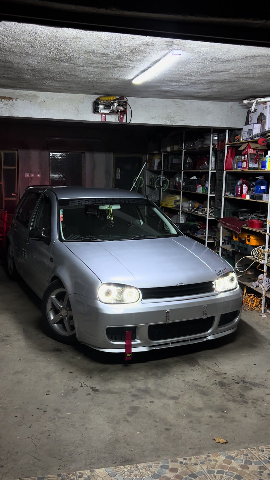 @Nikolovski’s garage