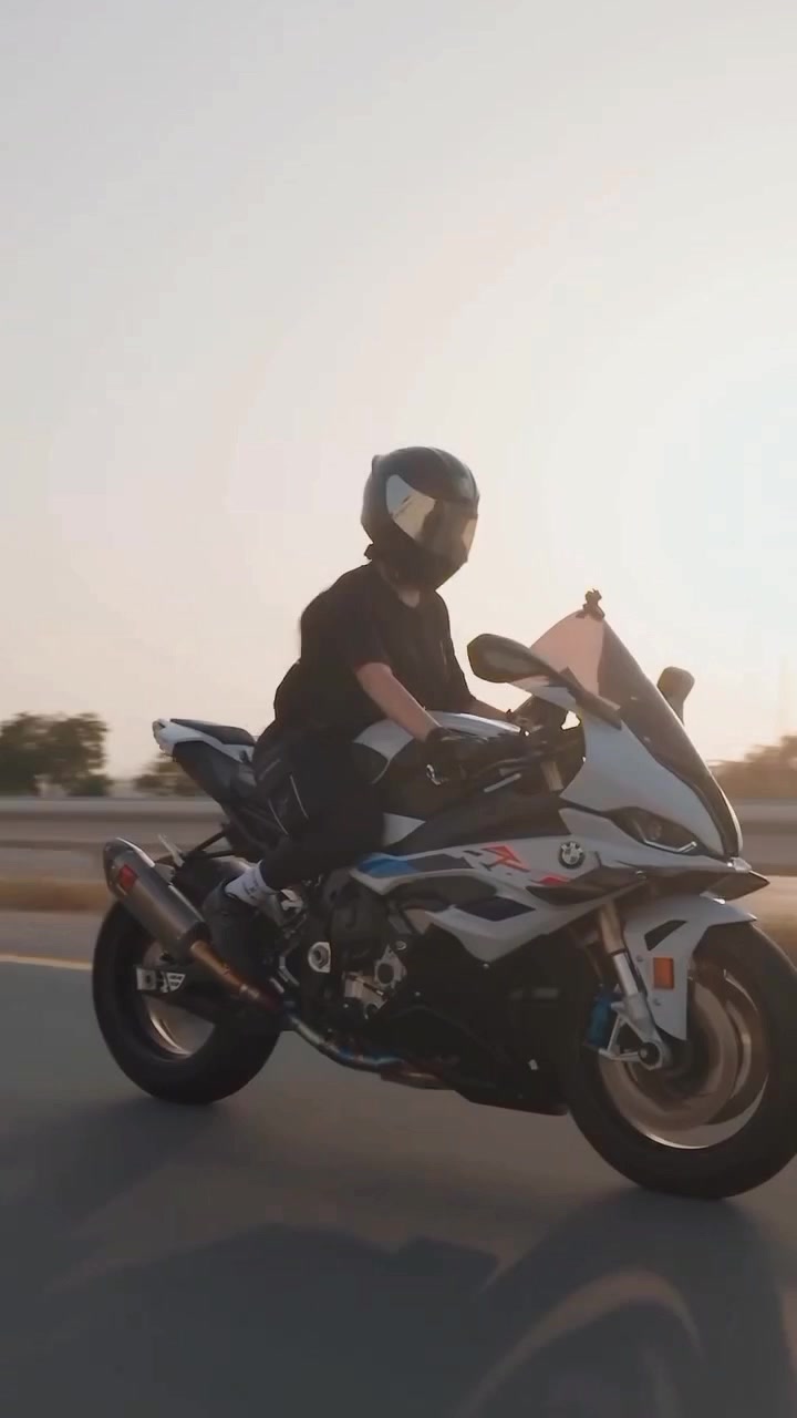 @الكوميد