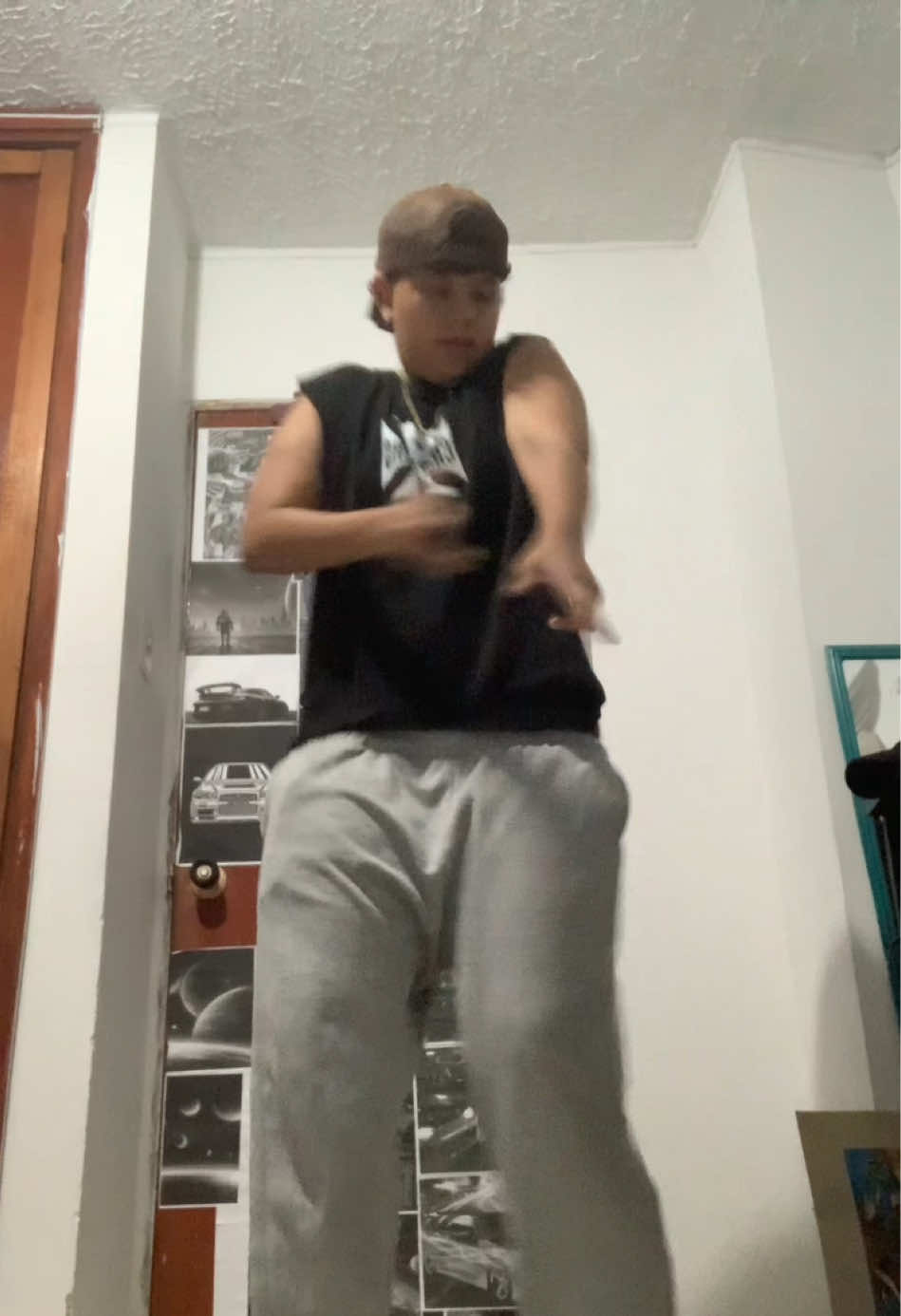 @whoistino