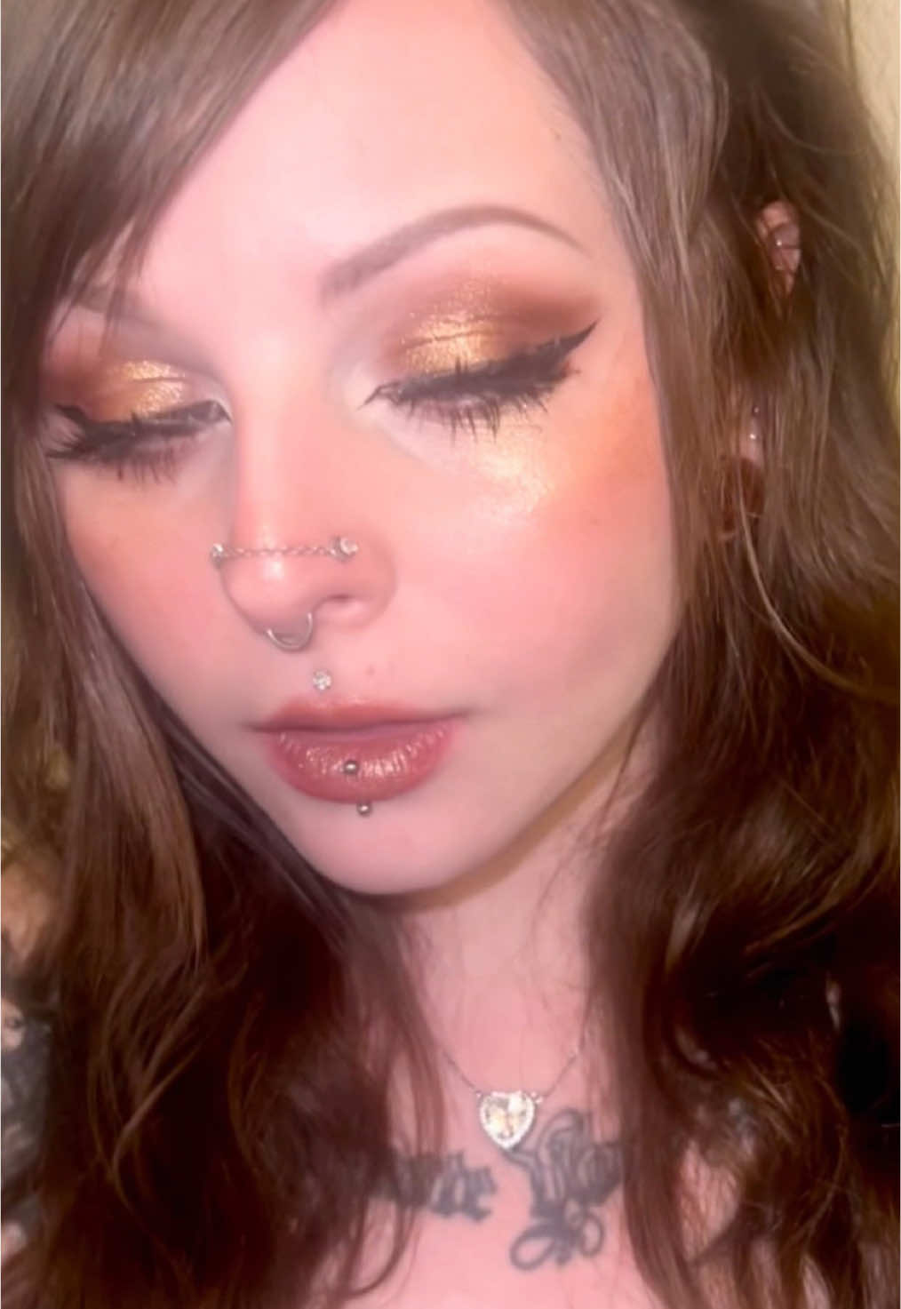 @ℭ𝔥𝔢𝔯𝔦𝔢 𝔏𝔬𝔳𝔢𝔩𝔩𝔞