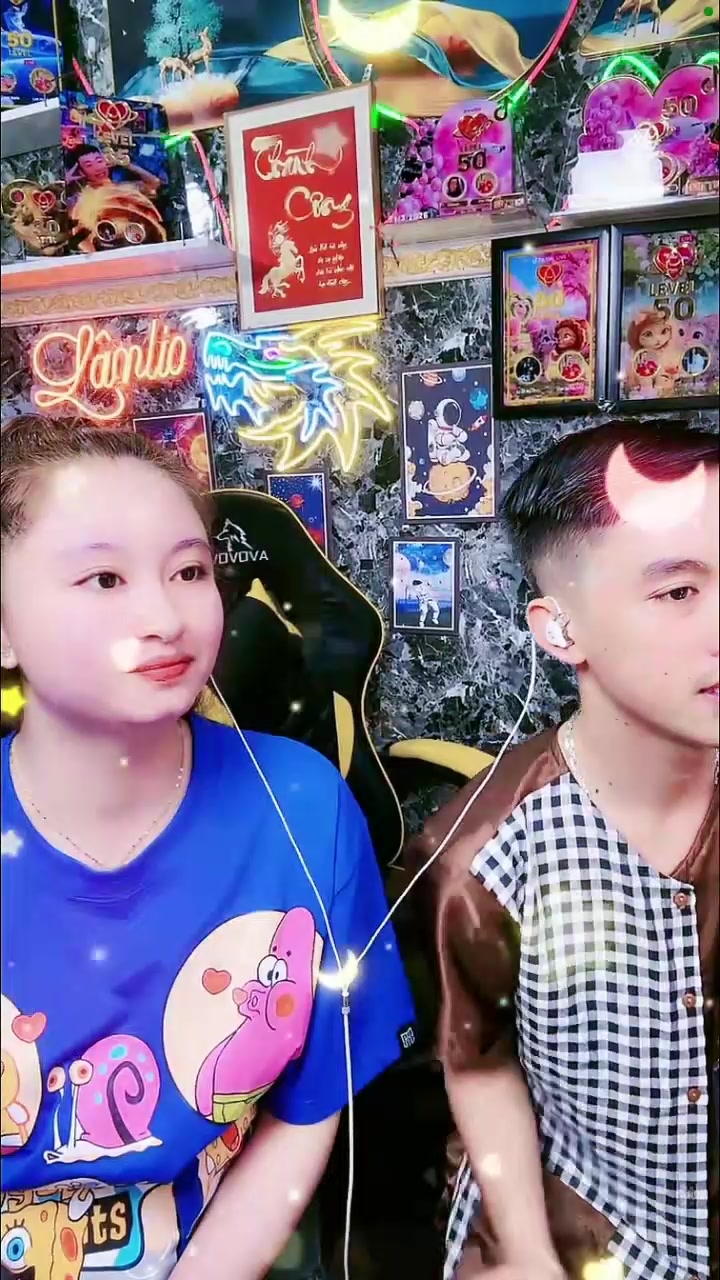 @Lâm li o Tẽn Tẽn