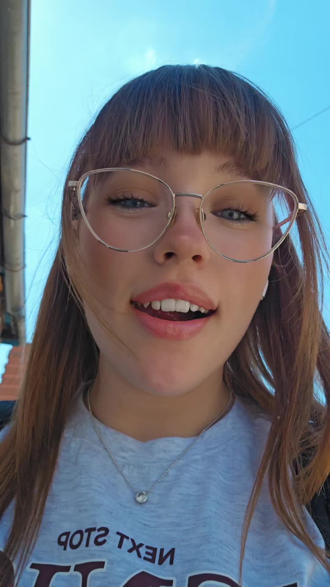 @Lana🦁
