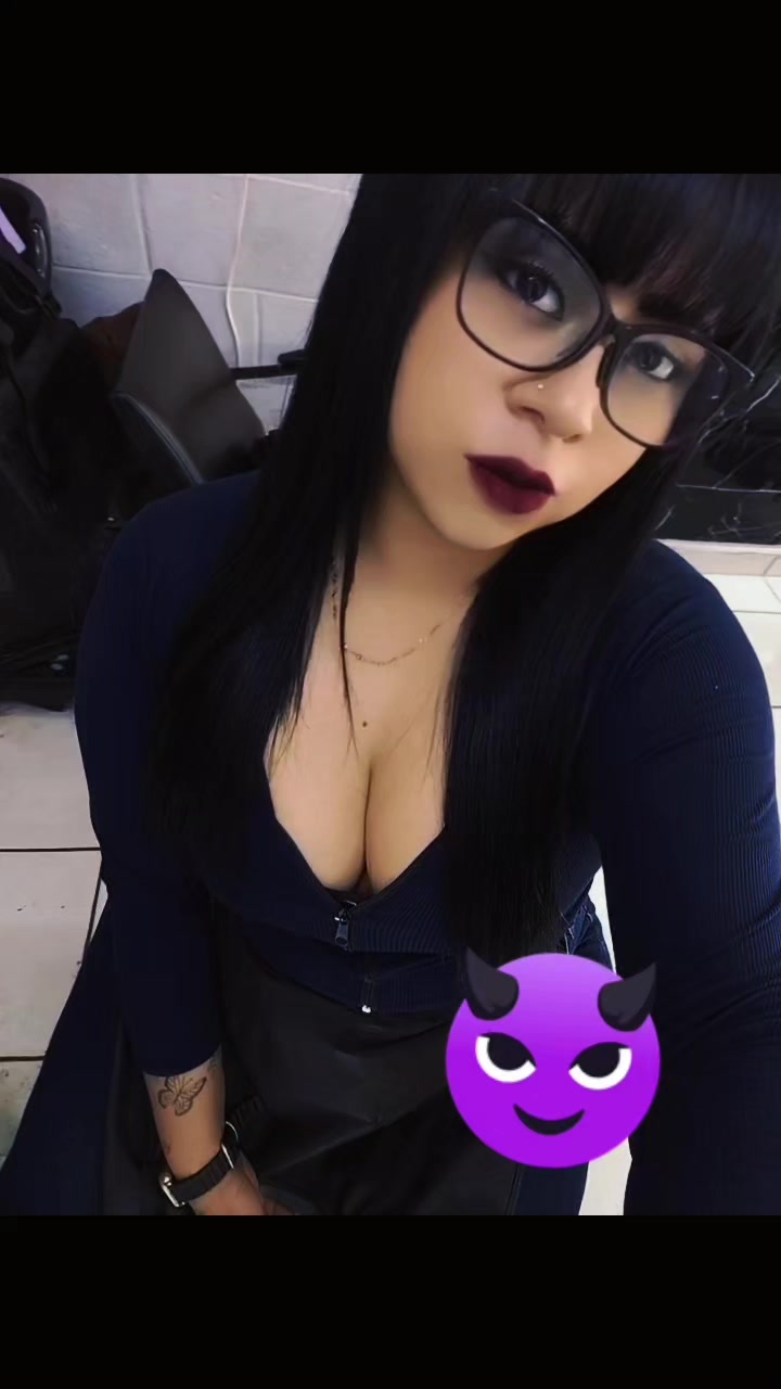 @︎👑🔥iLiANA🔥👑