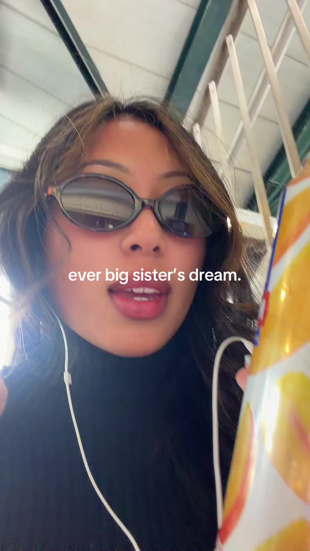 @Victoria