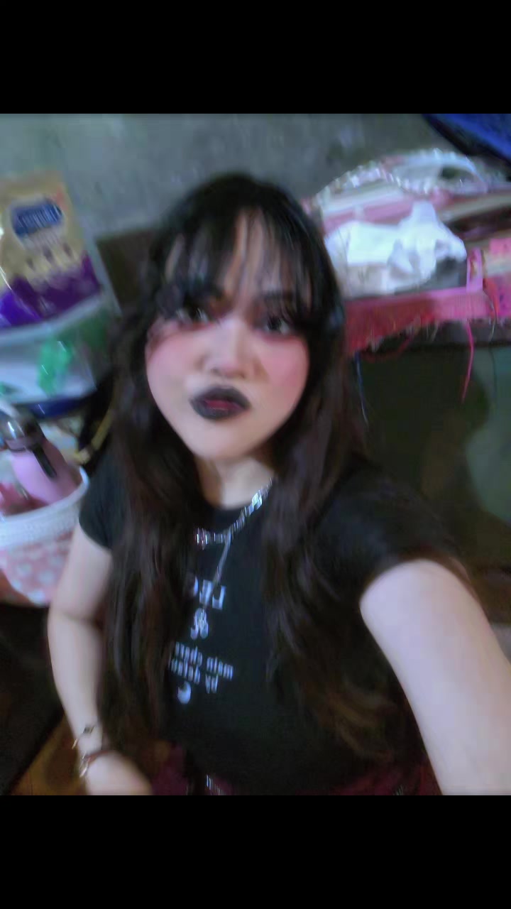 @Black lady
