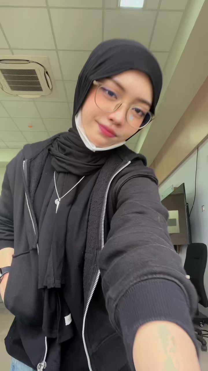 @Nayla 💃🏻