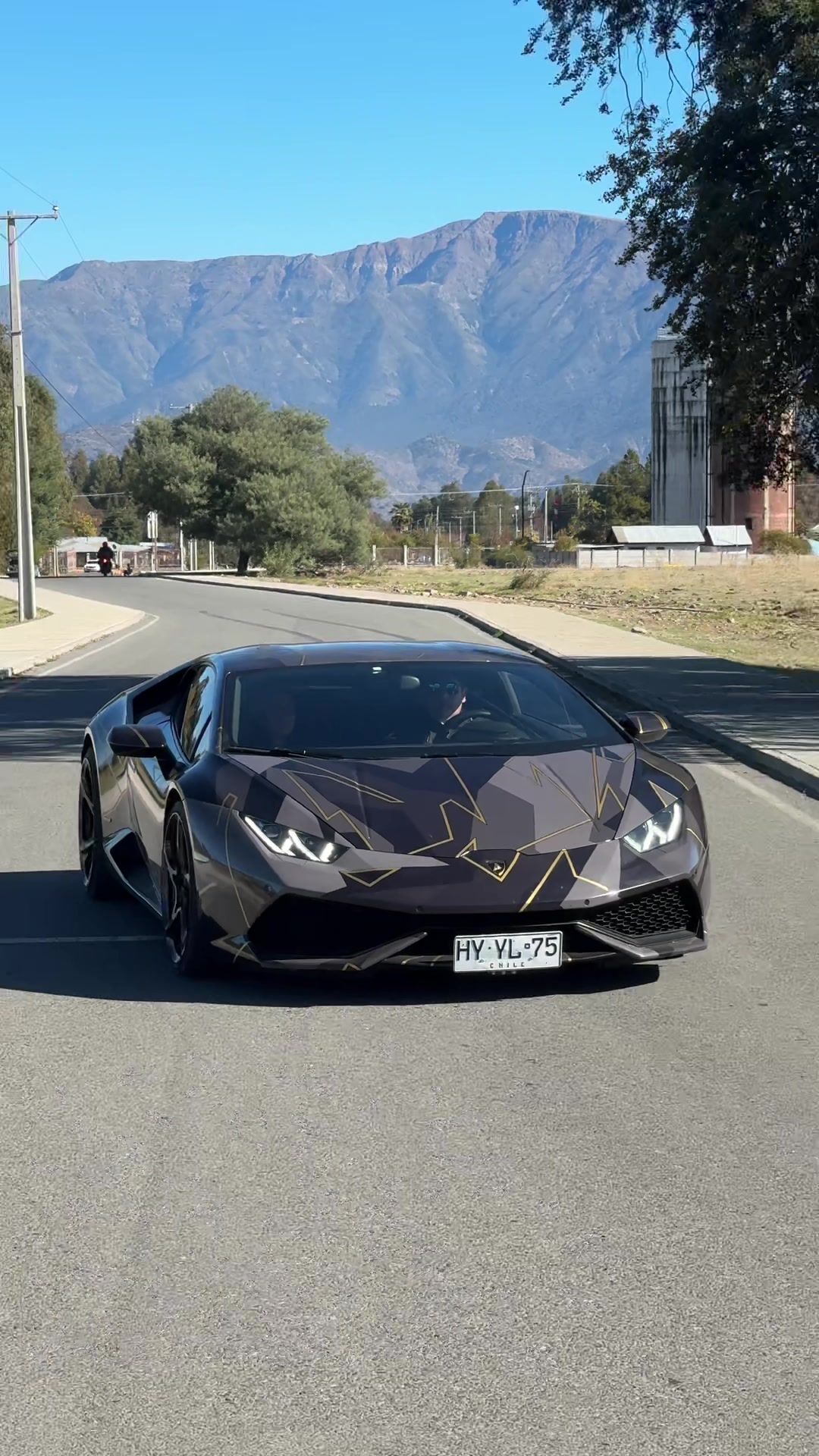 @v_spotter