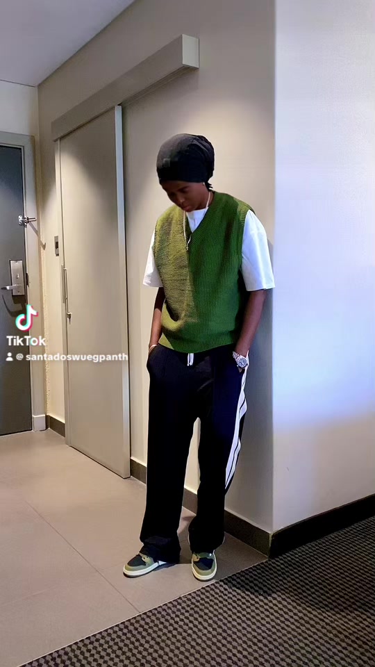@Santa swueg play boy 🥰
