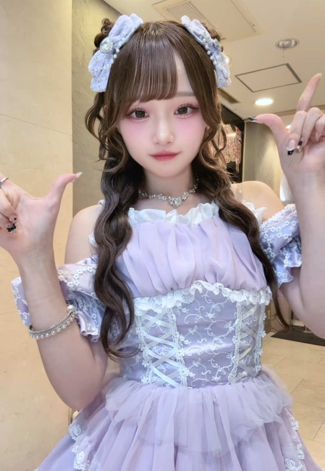 @にしのありさ