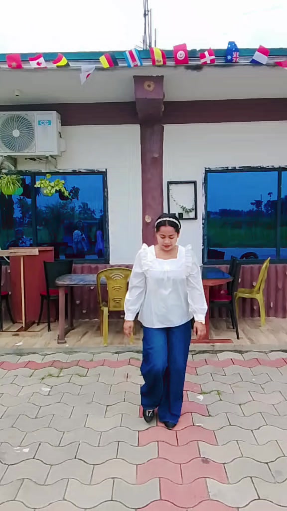 @Aliya Khan
