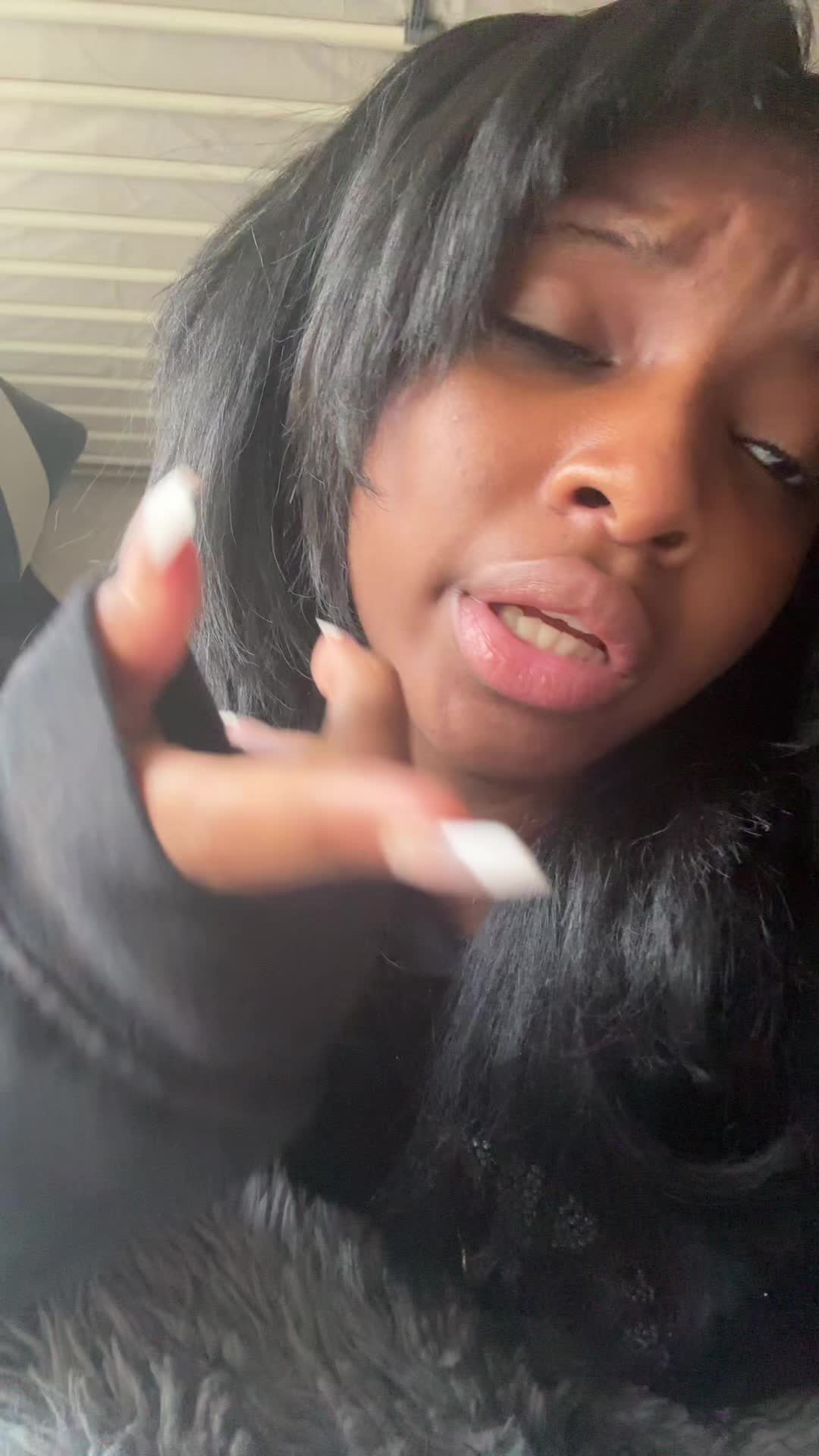 @Imnotaliveᶻ 𝗓🍃