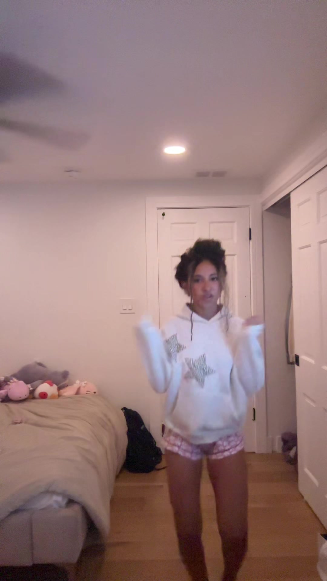 @whitetoesandwgitehoes