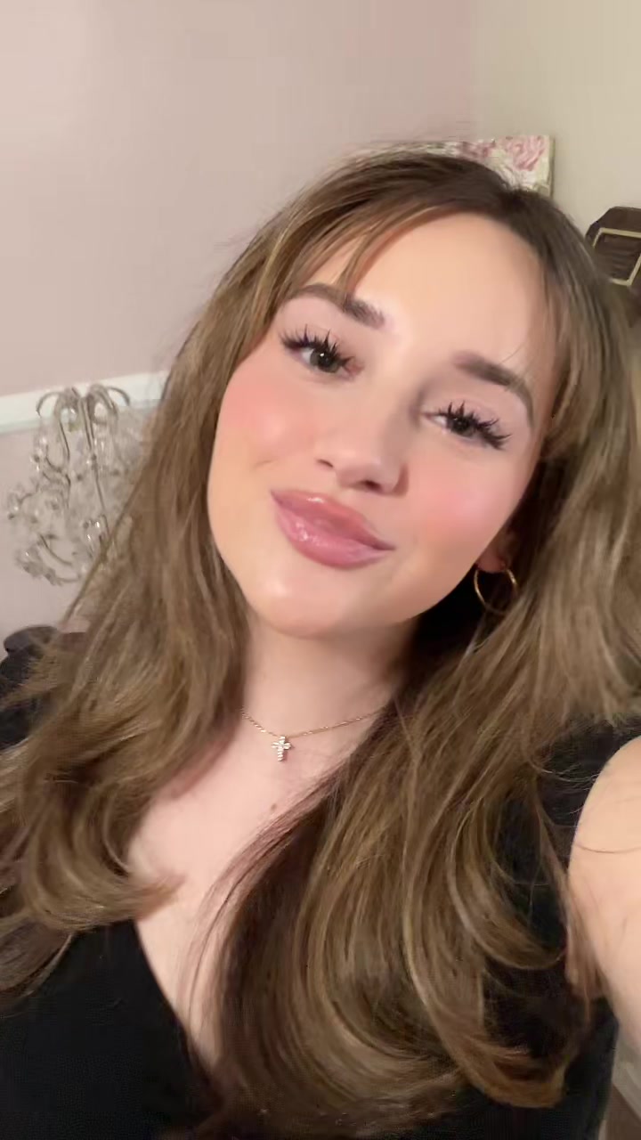 @bychebella