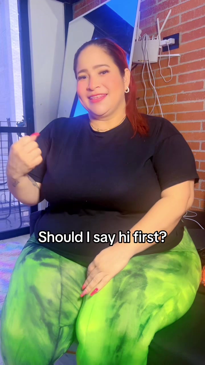 @lolapopvibes