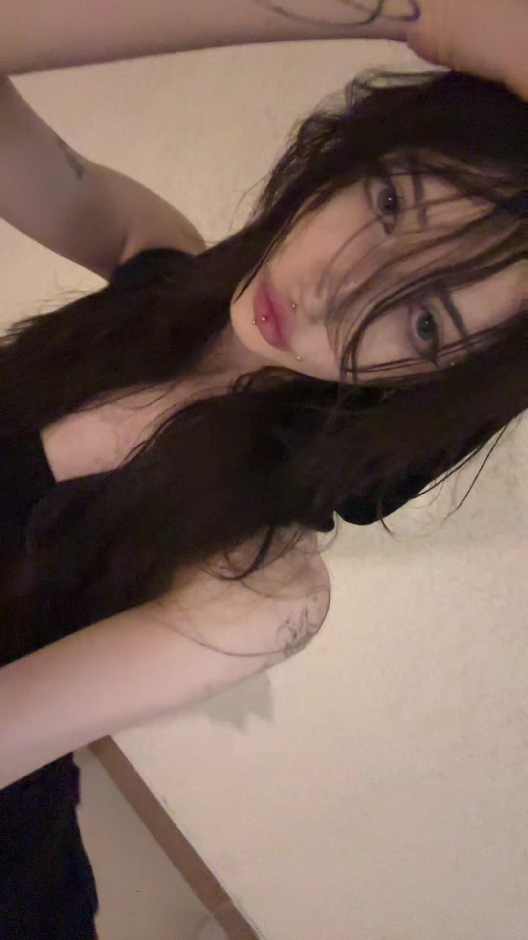 @h8telovr