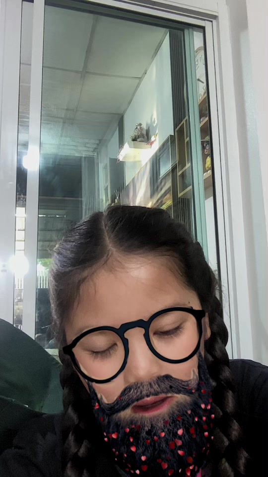 @น้องมิดซี่ขี้แตก.