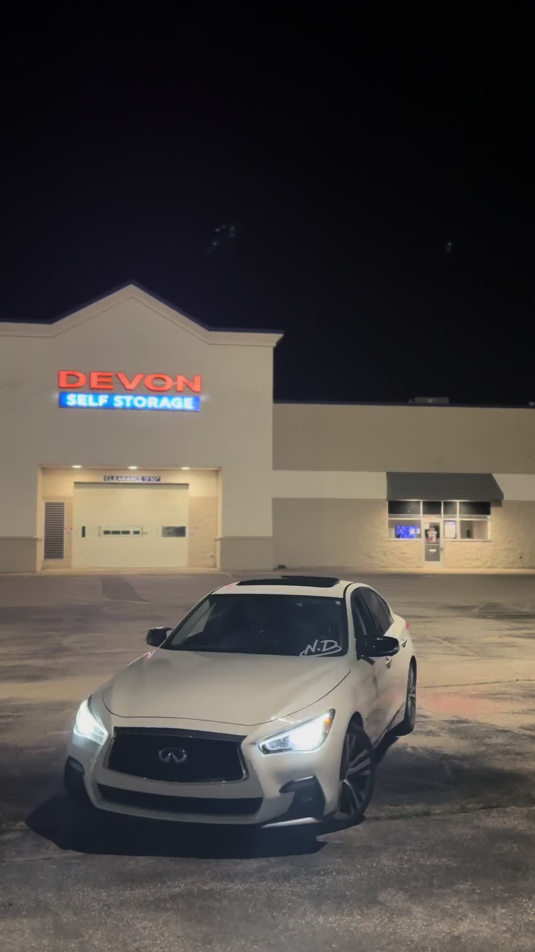 @Vq.Cayden