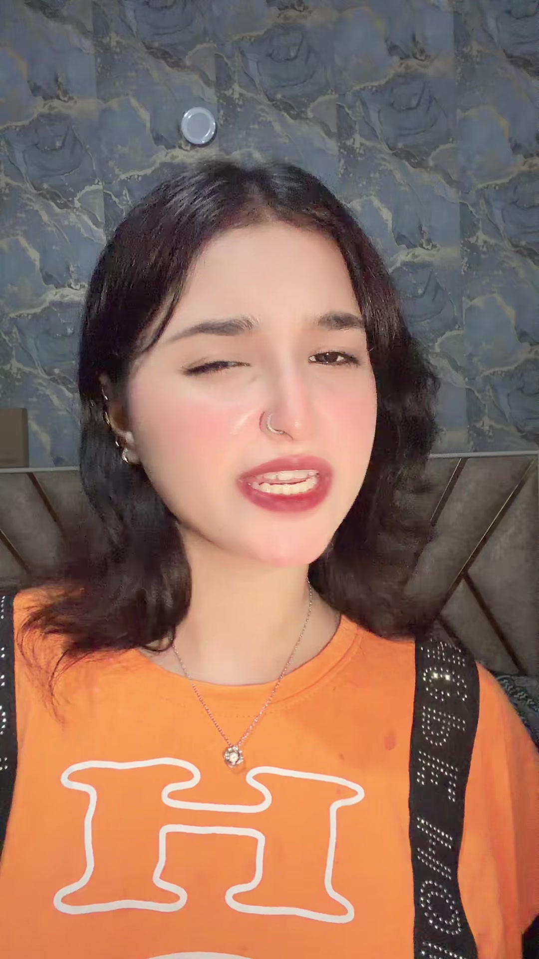@hoorain💕